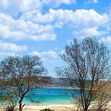 아파트 Iva 체르노모레츠